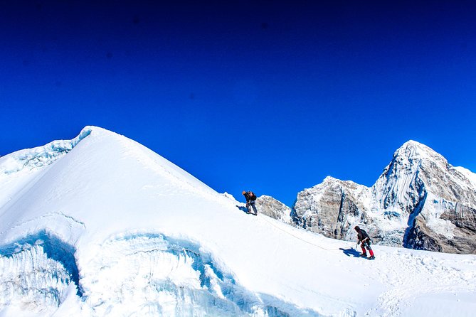 Lobuche East Peak Climb With Everest Base Camp Trek - Detailed Itinerary for the Trek