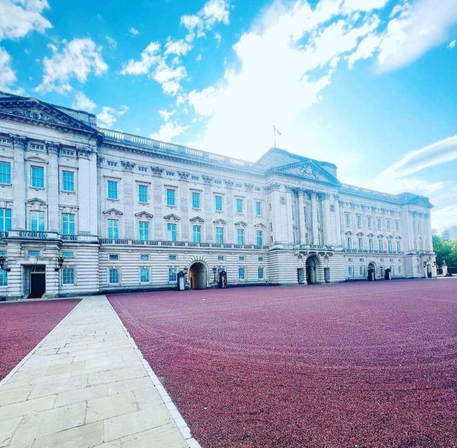 London: Guided Walking Tour With Changing of the Guard - Inclusions