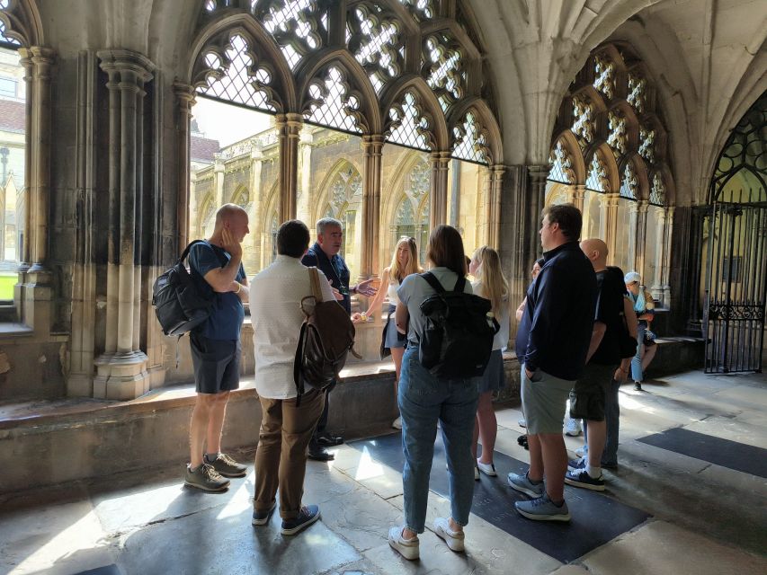 London: Guided Westminster Abbey Tour and Refreshments - Tour Experience