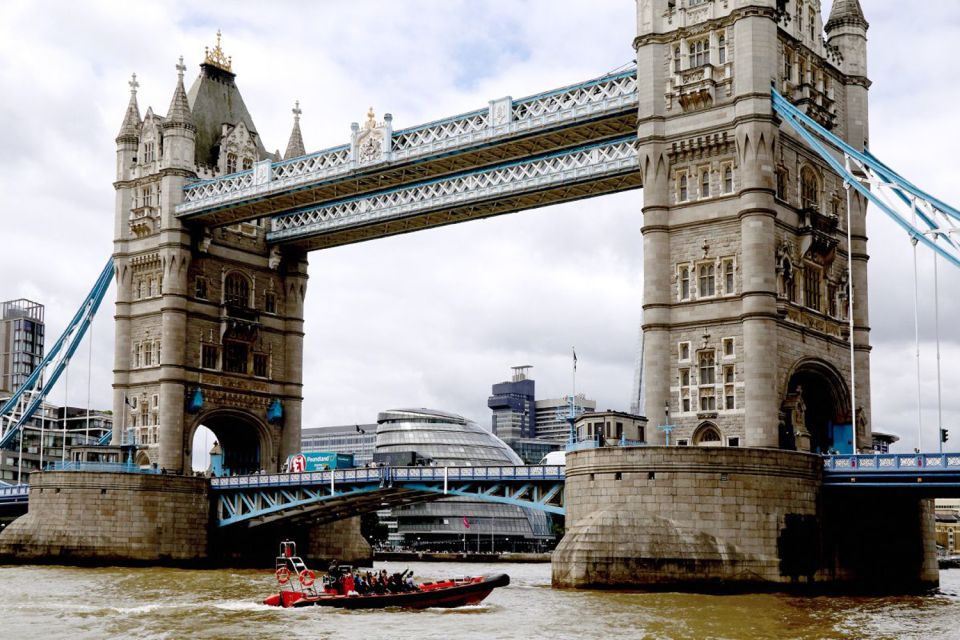 London: Private Speedboat Hire Through the Heart of the City - Booking Information