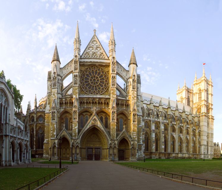 London: Westminster Abbey & Churchill War Rooms Walking Tour - Booking Information