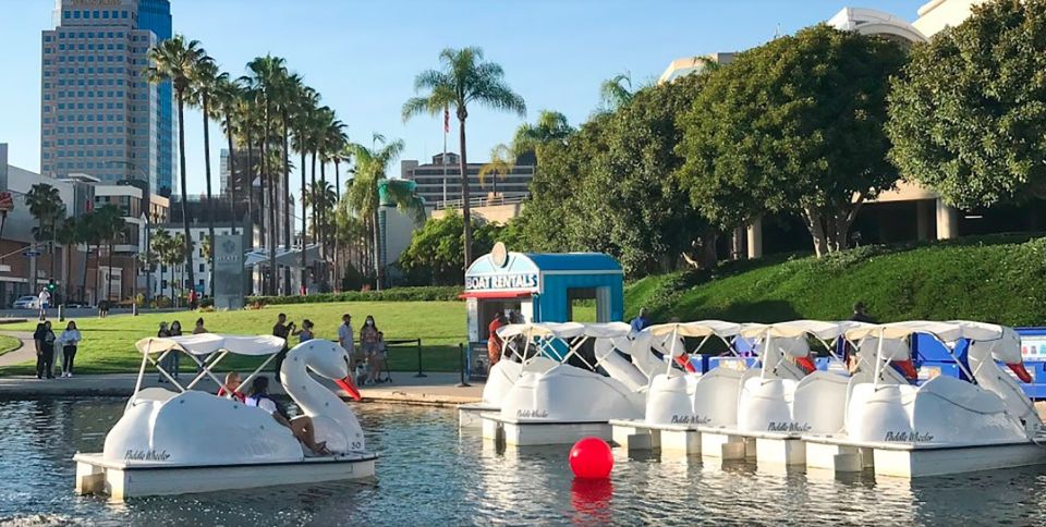 Long Beach: Swan Boat Rental at Rainbow Lagoon - Boat Features and Inclusions