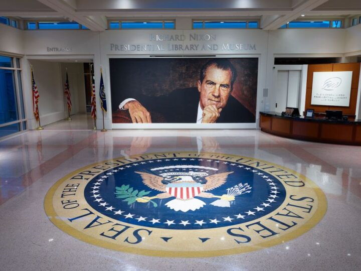 Los Angeles: Richard Nixon Presidential Library Admission - Virtual Tour Options Available