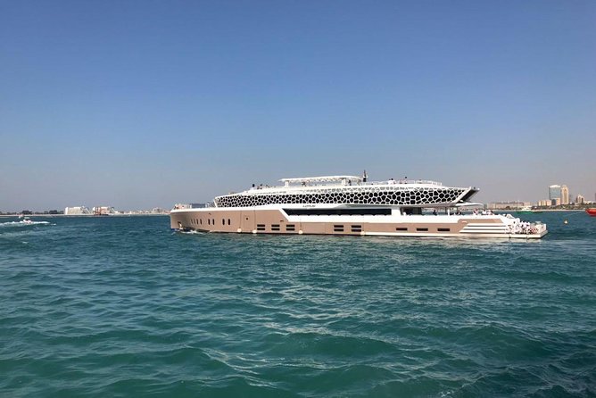 Lotus Cruise Dubai Breathtaking 3-Hour Dinner Cruise at Marina - Entertainment and Shows