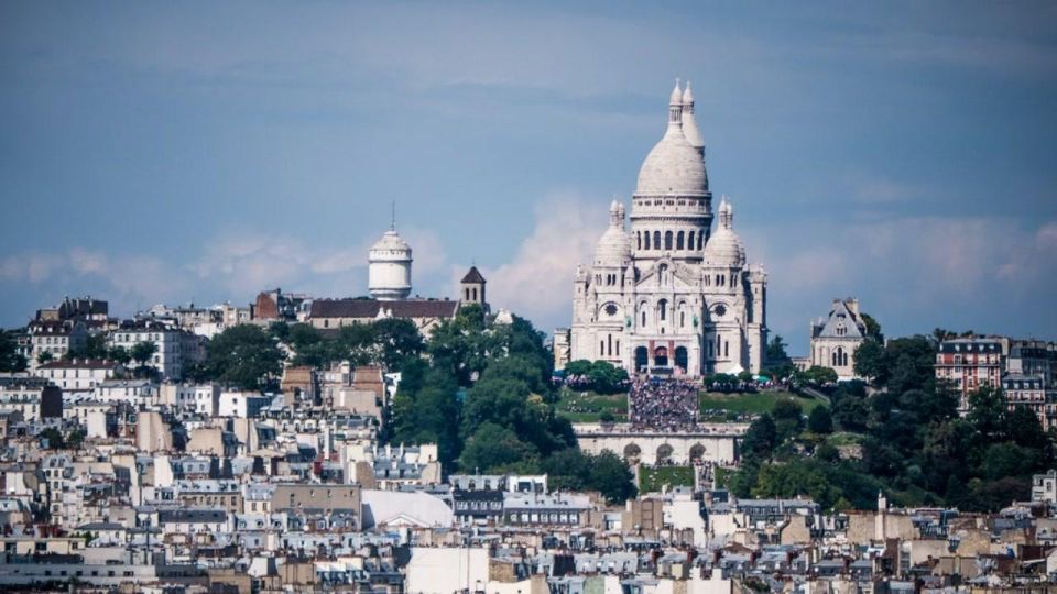 Louvre Tour Combined With Paris Montmartre Tour - Tour Inclusions