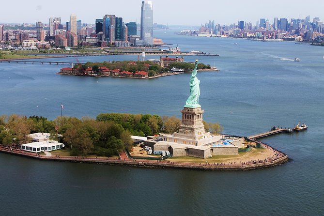 Lower Manhattan Tour With Statue of Liberty View - Inclusions