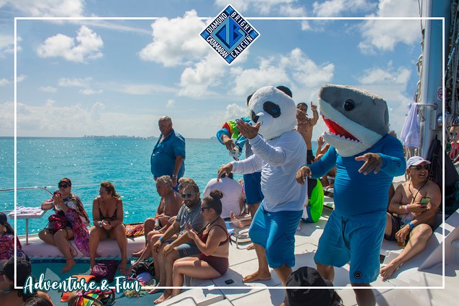 Luxury Catamaran Tour to Isla Mujeres With Transportation From Tulum - Customer Reviews