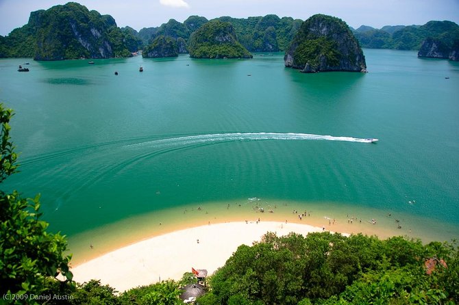 Luxury Halong Bay Day Trip With 6 Hours Cruise by Limousine Bus ,New Highway ! - Reviews and Ratings