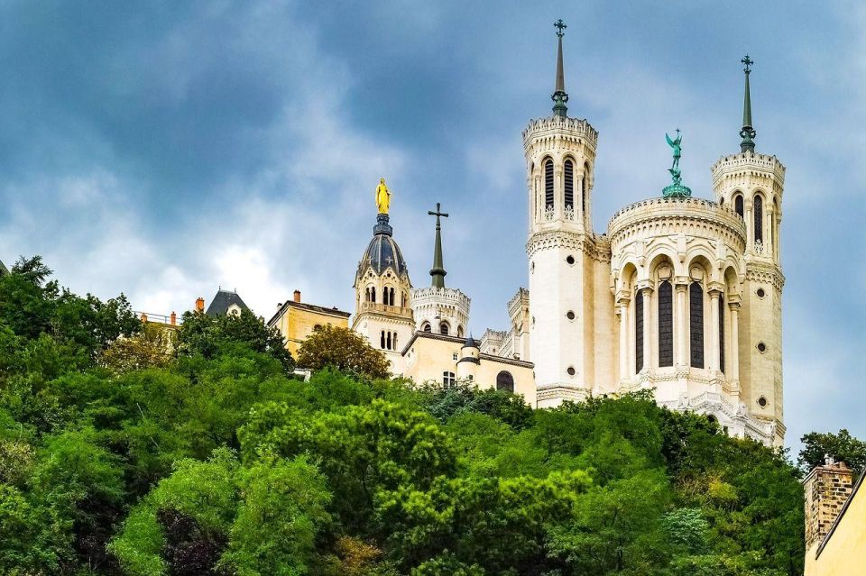 Lyon Christmas Market Walking Tour