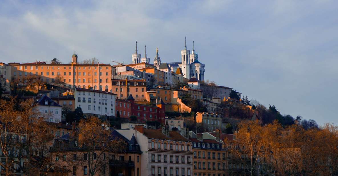 Lyon: City Exploration Game and Tour - Booking Information