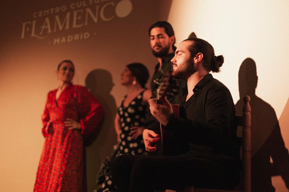 Madrid: 1-Hour Traditional Flamenco Show at Centro Cultural - Experience Overview