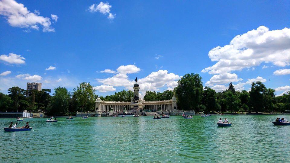 Madrid - Private Historic Walking Tour - Experience Highlights