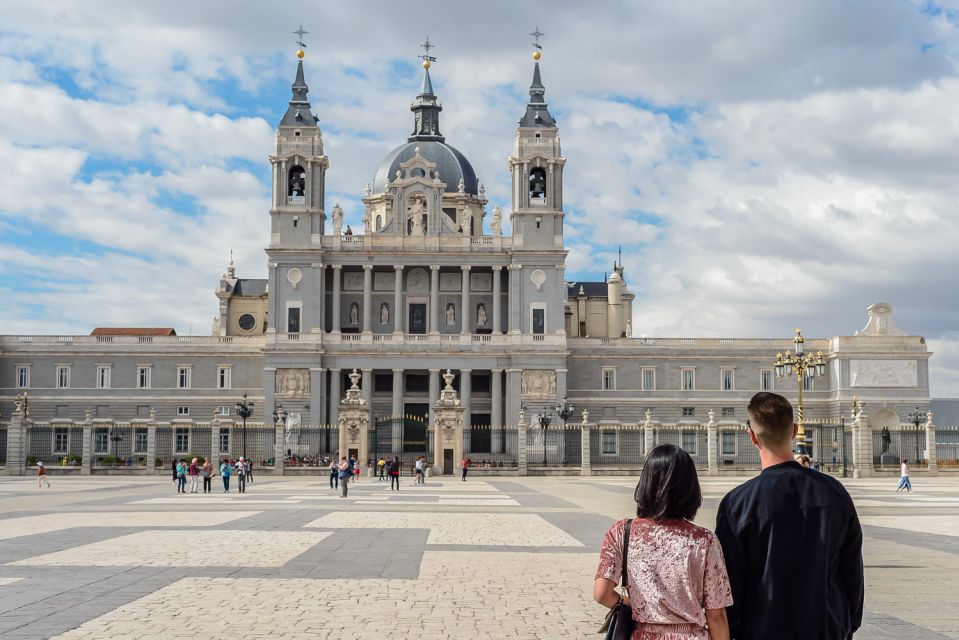 Madrid: Royal Palace Tour With Optional Royal Collections - Inclusions and Exclusions