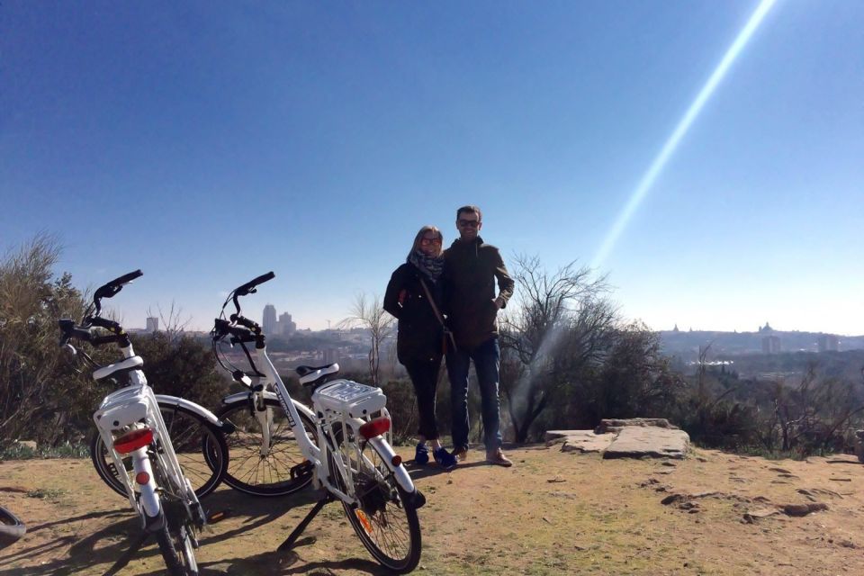 Madrid'S River Side & Casa De Campo Electric Bike Tour - Experience Highlights