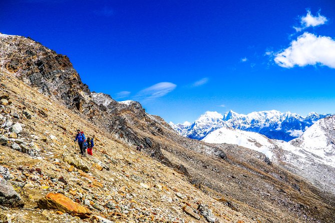 Makalu Base Camp Trek - 15 Days - Included Services