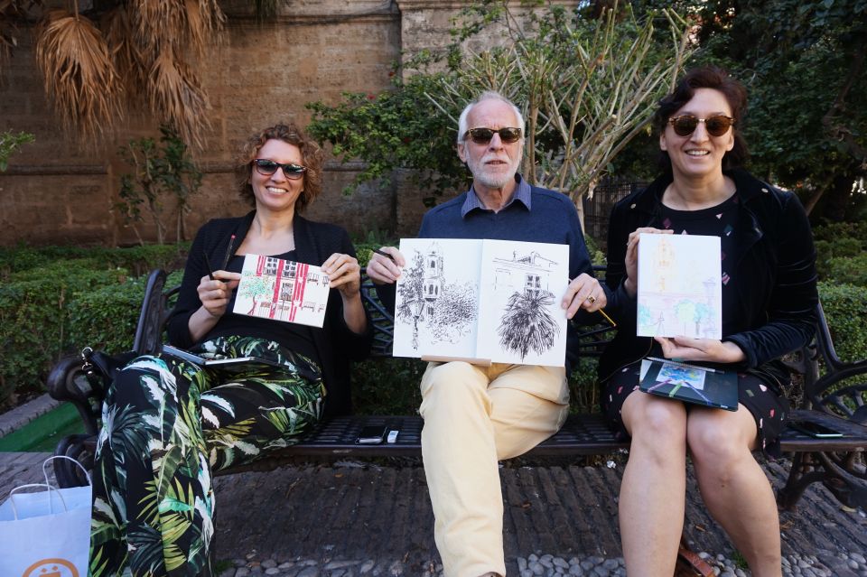 Malaga: Drawing & Painting Lesson Outdoors - Activity Description
