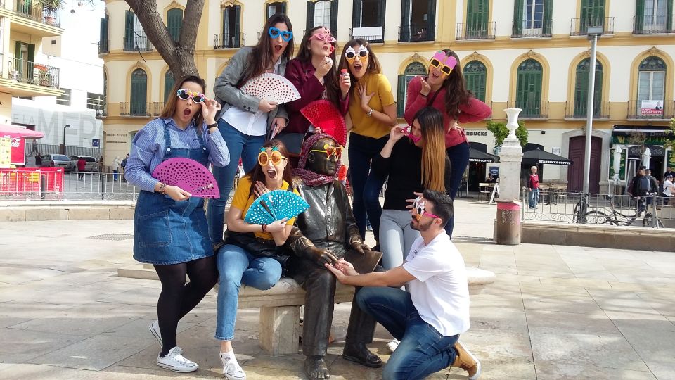 Malaga: Hen Party Treasure Hunt - Accessibility and Group Size