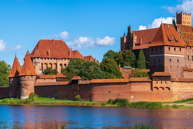 Malbork Castle Regular Tour - Tour Inclusions