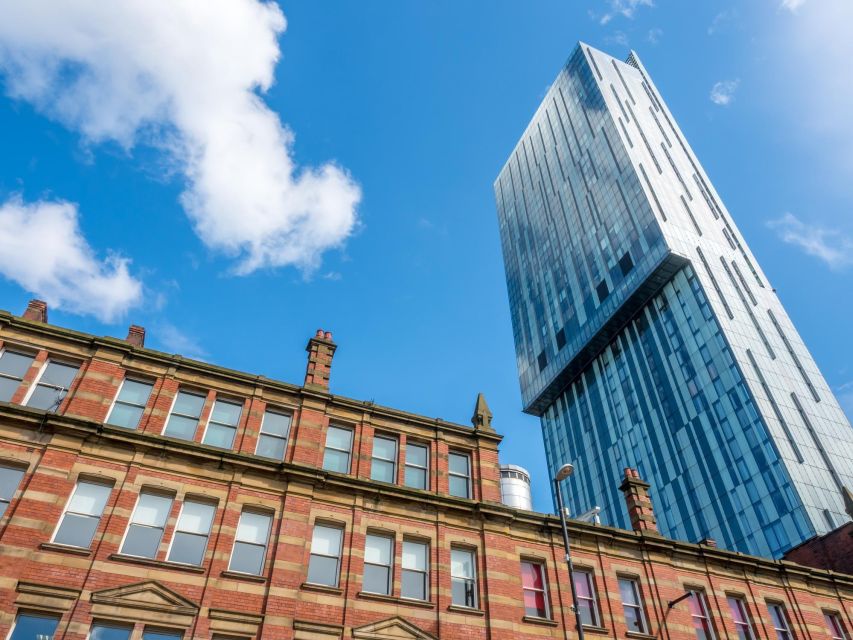 Manchester: Express Walk With a Local in 60 Minutes - Discover Iconic Landmarks and Culture