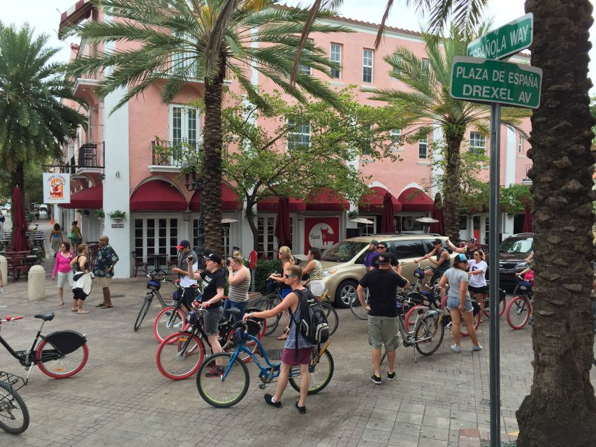 Miami: 2-Hour Art Deco Bike Tour - Live Commentary and Route Coverage