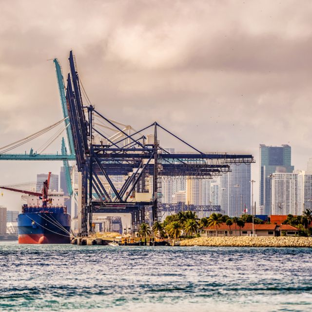 Miami Skyline Boat Tour – Waterfront Views on Biscayne Bay - Tour Highlights and Itineraries