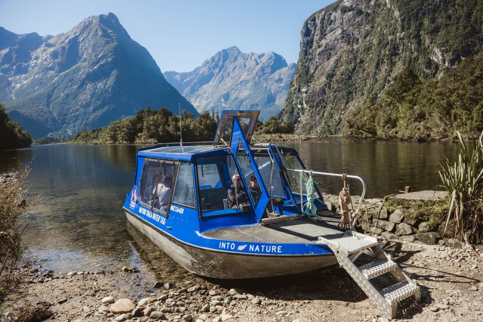 Milford Sound: Milford Track Day Hike - Experience Highlights