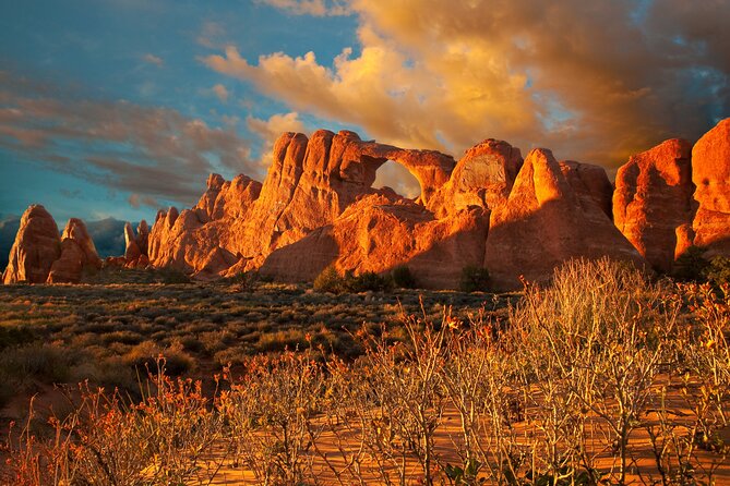 Moab Small-Group Arches NP Iconic Arches Sightseeing Tour - Meeting Point Details