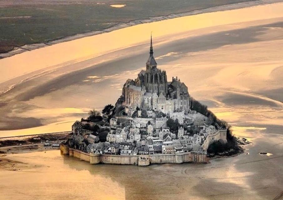 Mont-Saint Michel Tour With National Guide - Booking Details