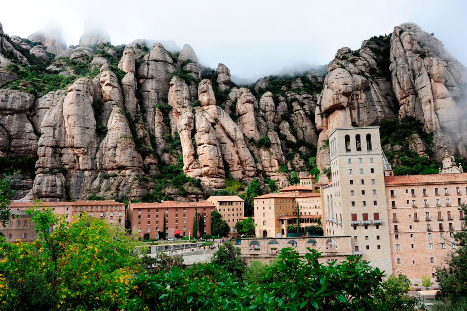 Montserrat: Private 5-Hour Tour From Barcelona - Experience