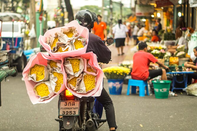 Morning in Tuk-Tuk to Discover Bangkok With Your English-Speaking Guide - Itinerary Overview