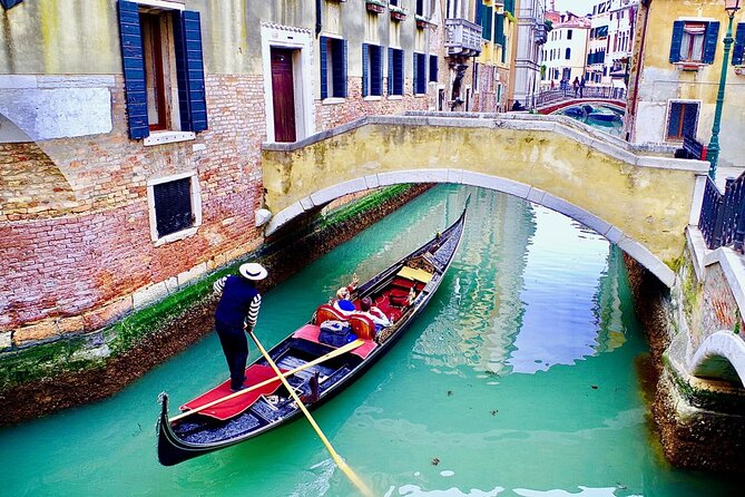 Morning Magic: Venice City Walk and Gondola Tour - Meeting Point Details