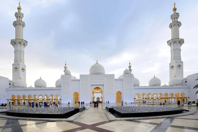 Morning Sheikh Zayed Grand Mosque Visit & Evening Red Dunes Desert Safari - Traveler Reviews