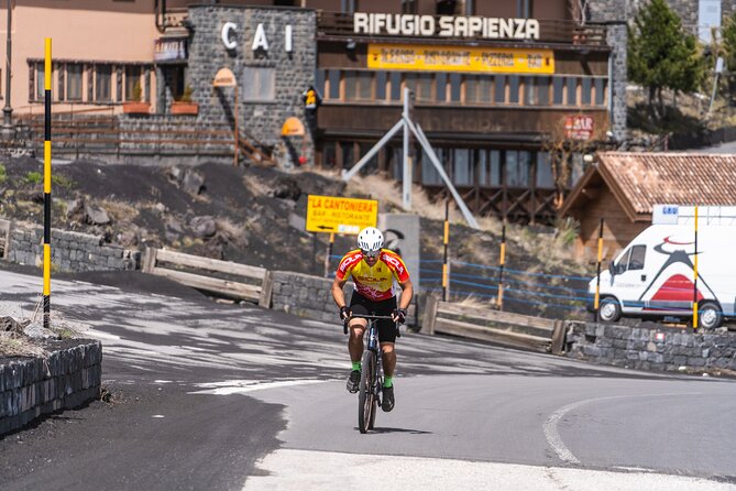 Mt. Etna Cycling to the Top Small Group - Group Size