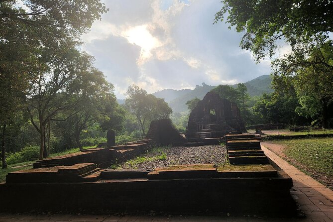 My Son Sanctuary & Boat Trip With Small Group From Hoi an - Itinerary Details