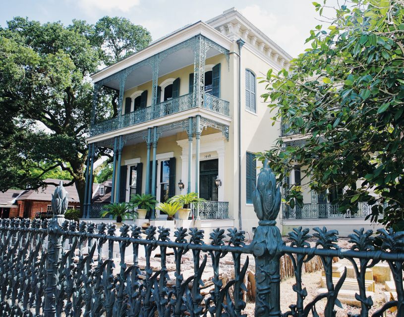 New Orleans: 2-Hour Homes of the Rich & Famous Walking Tour - Experience Highlights