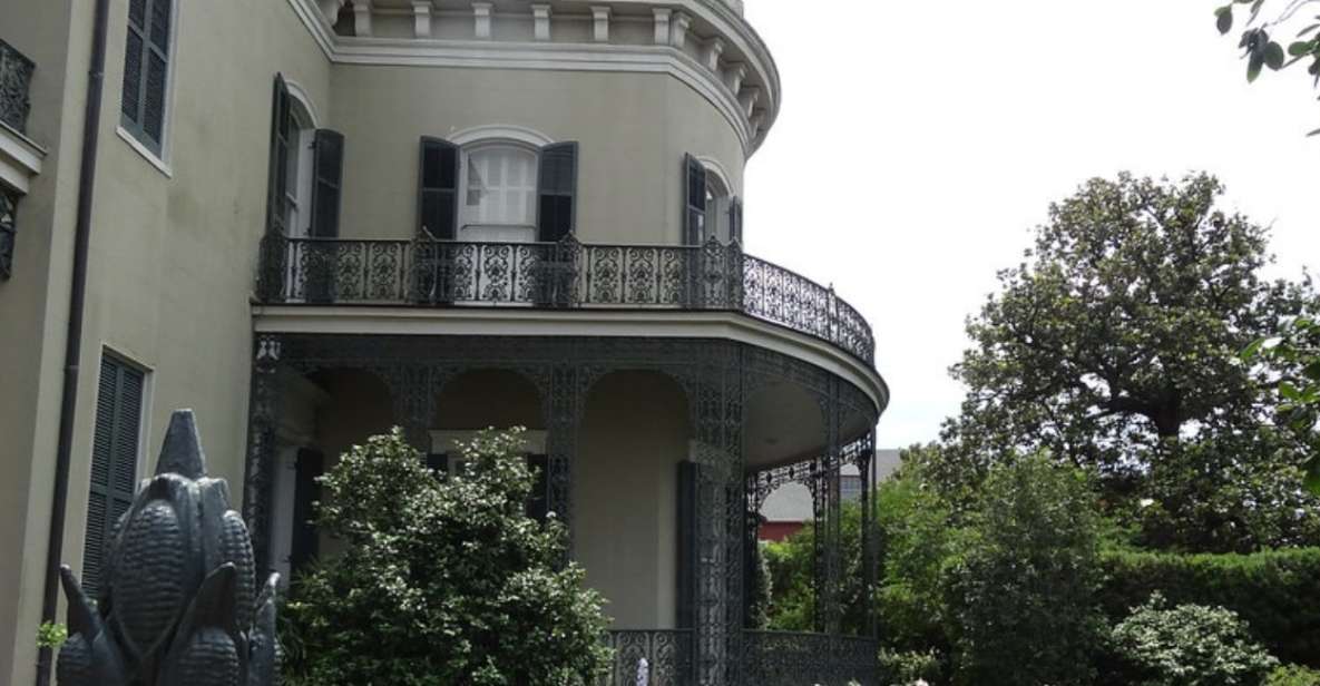 New Orleans: Tombs and Mansions of the Garden District - Notable Homes in the Garden District