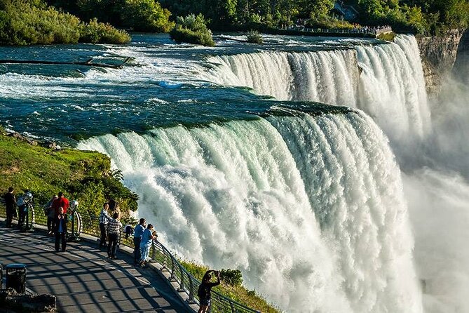 Niagara Falls Night Illumination Tour: American, Bridal and Horseshoe Falls - Tour Overview