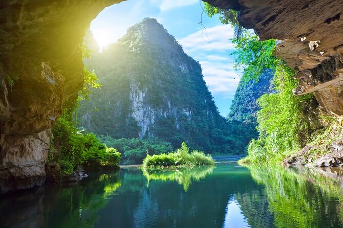 Ninh Binh Full-Day Tour From Hanoi to Hoa Lu & Tam Coc - Reviews and Ratings