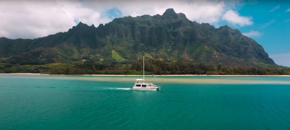 Oahu: Molii Fishpond and Kaneohe Bay Catamaran Tour - Participant Information