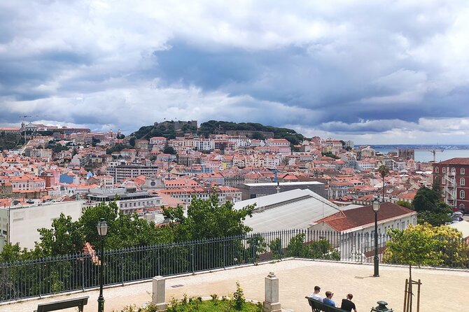 Old Lisbon by a 3 Hour Tuk Tuk Private Tour - Meeting and Pickup Logistics