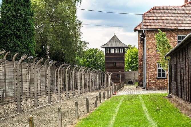 One-Day Low Cost Auschwitz Concentration Camp Heartbreaking Tour From Warsaw - Cancellation Policy