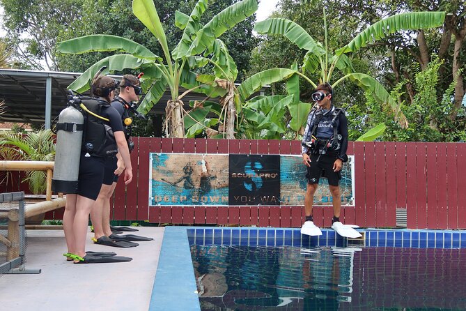 Open Water Course in Koh Samui - Instructor Qualifications