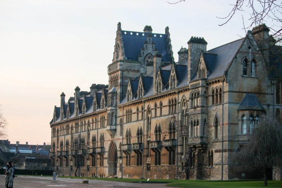 Oxford: Walking & Punting Tour W/Opt Christ Church Entry - Availability and Cancellation Policy