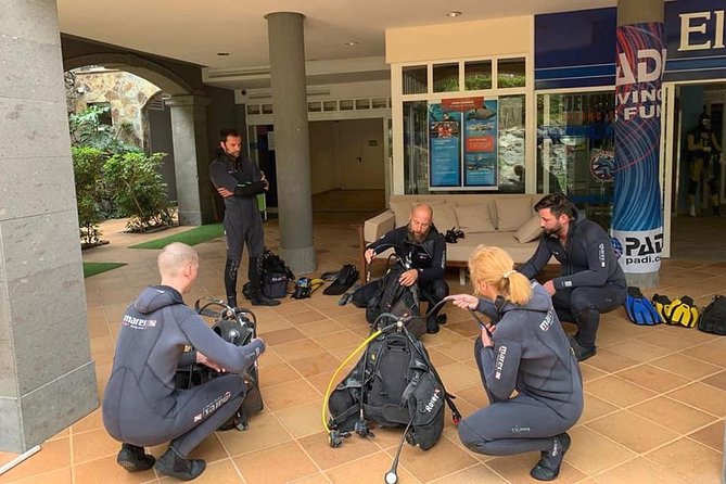 PADI Scuba Diver Course in Puerto De Mogan - Participant Requirements