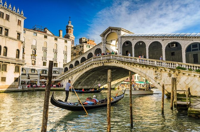 Panoramic Tour of Venice and Murano by Boat With Audio Guides - Venice Sightseeing Highlights