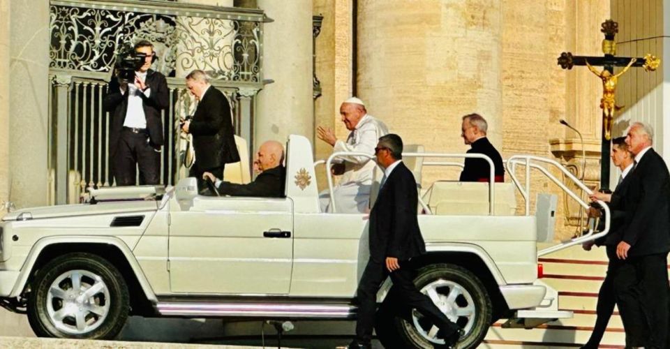 Papal Audience in Rome Private Tour - Experience