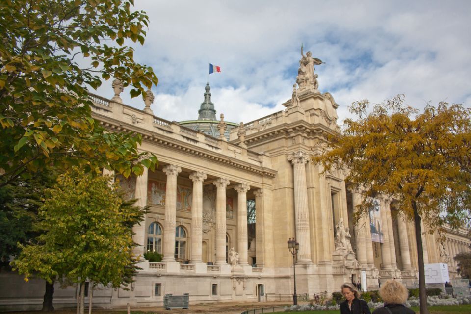 Paris Champs-Élysées 2-Hour Private Walking Tour - Participant Information