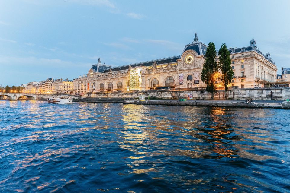 Paris: Dinner Cruise on the Seine River at 8:30 PM - Booking Details