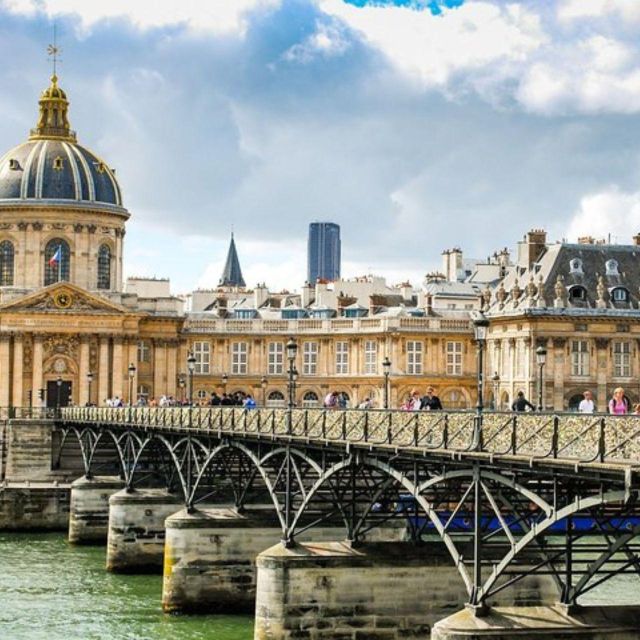 Paris: Half-Day Private City Tour - Private Group Experience Details