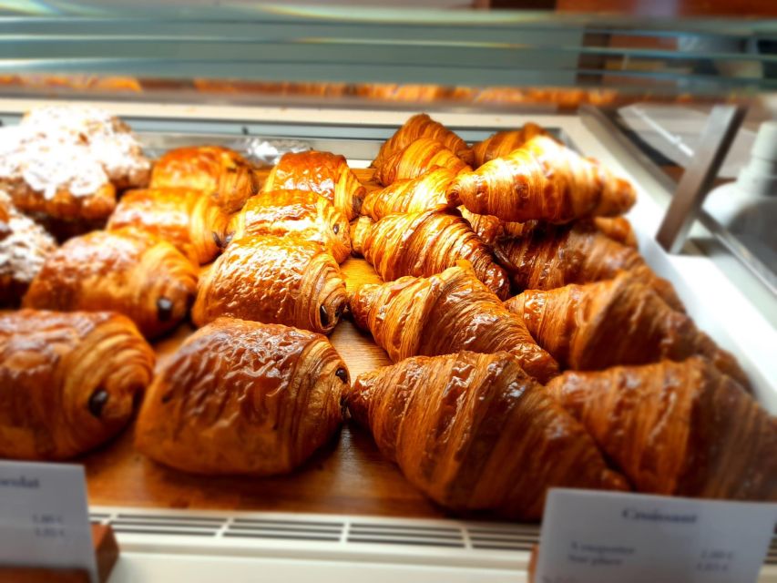 Paris: Le Marais Sweet Treats & Pastry Guided Walking Tour - Activity Description